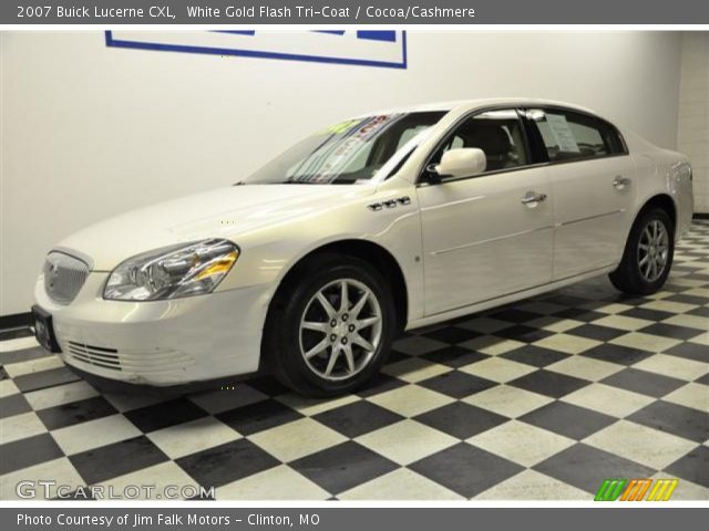 2007 Buick Lucerne CXL in White Gold Flash Tri-Coat