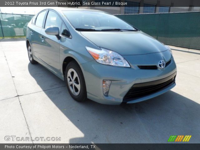 2012 Toyota Prius 3rd Gen Three Hybrid in Sea Glass Pearl