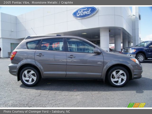 2005 Pontiac Vibe  in Moonstone Metallic