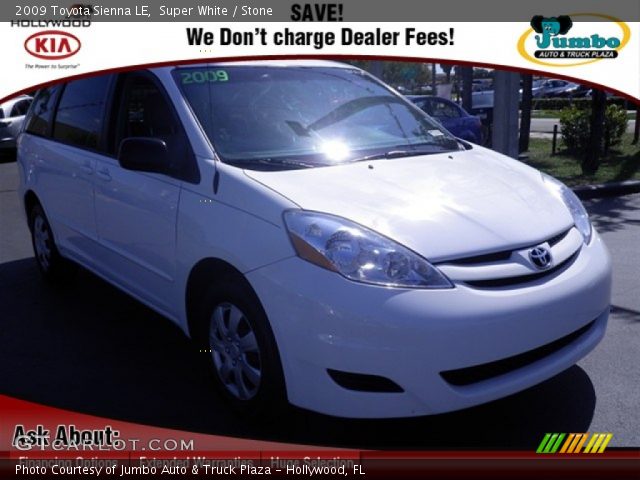 2009 Toyota Sienna LE in Super White