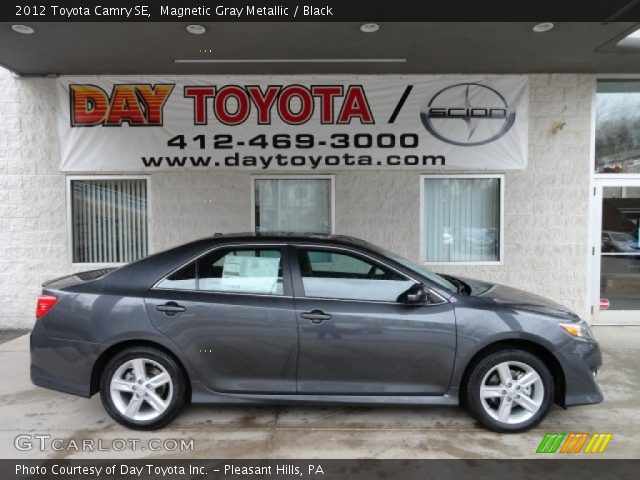 2012 Toyota Camry SE in Magnetic Gray Metallic