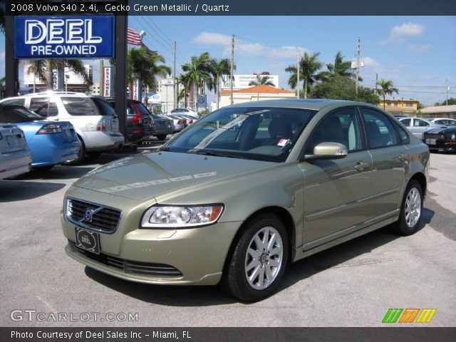 2008 Volvo S40 2.4i in Gecko Green Metallic