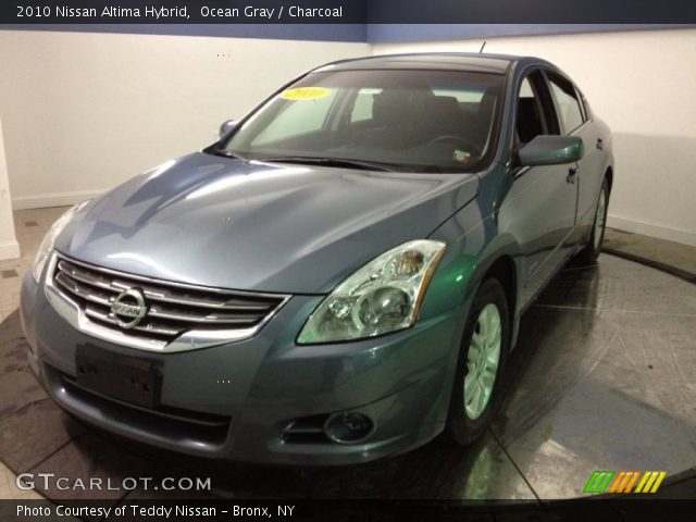 2010 Nissan Altima Hybrid in Ocean Gray