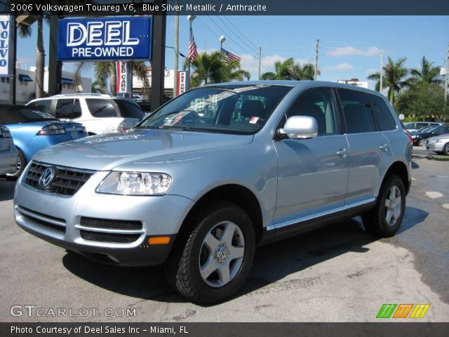 2006 Volkswagen Touareg V6 in Blue Silver Metallic