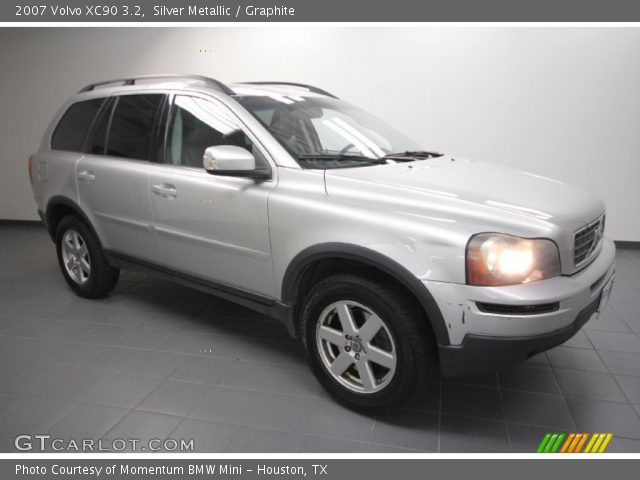 2007 Volvo XC90 3.2 in Silver Metallic