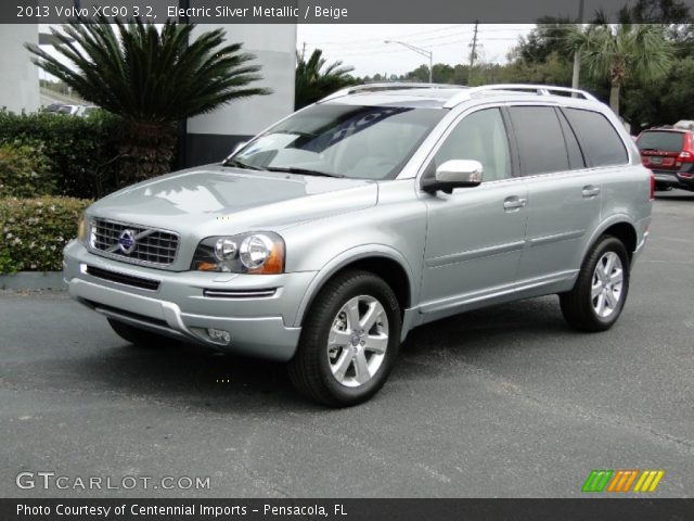 2013 Volvo XC90 3.2 in Electric Silver Metallic