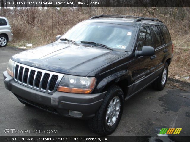 2000 Jeep Grand Cherokee Laredo 4x4 in Black
