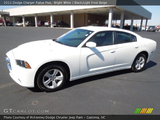 2011 Dodge Charger Rallye Plus in Bright White