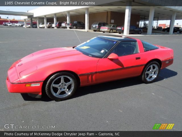 1985 Chevrolet Corvette Coupe in Bright Red