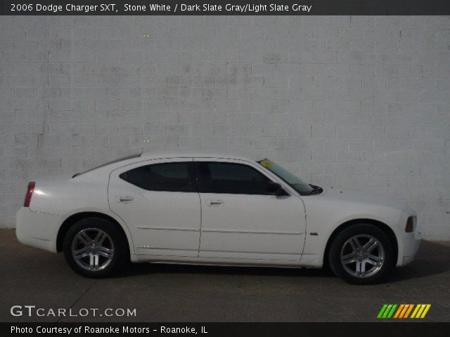 2006 Dodge Charger SXT in Stone White
