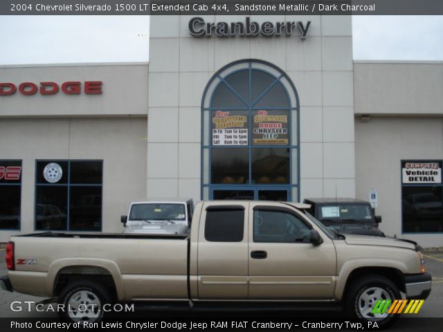 2004 Chevrolet Silverado 1500 LT Extended Cab 4x4 in Sandstone Metallic