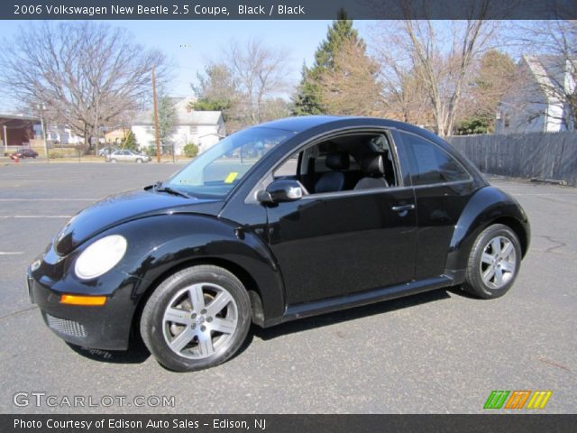 2006 Volkswagen New Beetle 2.5 Coupe in Black