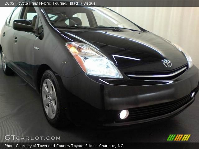 2009 Toyota Prius Hybrid Touring in Black