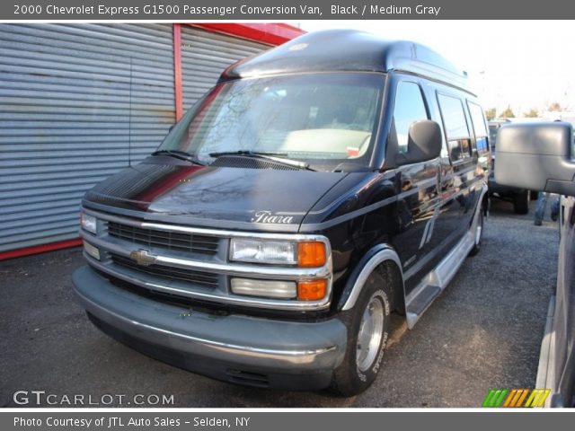 2000 Chevrolet Express G1500 Passenger Conversion Van in Black