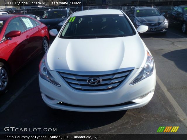 2011 Hyundai Sonata SE in Pearl White