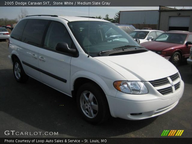 2005 Dodge Caravan SXT in Stone White