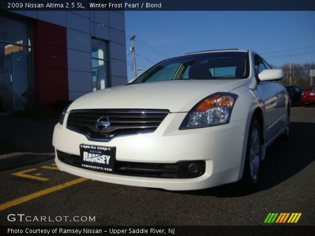 2009 Nissan Altima 2.5 SL in Winter Frost Pearl