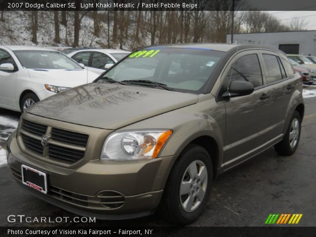 2007 Dodge Caliber SE in Light Khaki Metallic