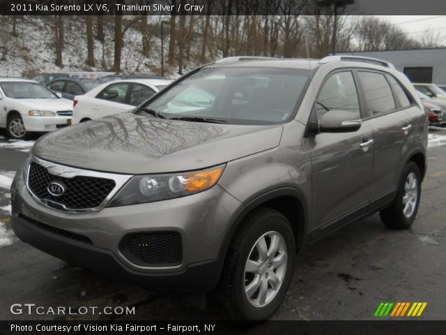 2011 Kia Sorento LX V6 in Titanium Silver