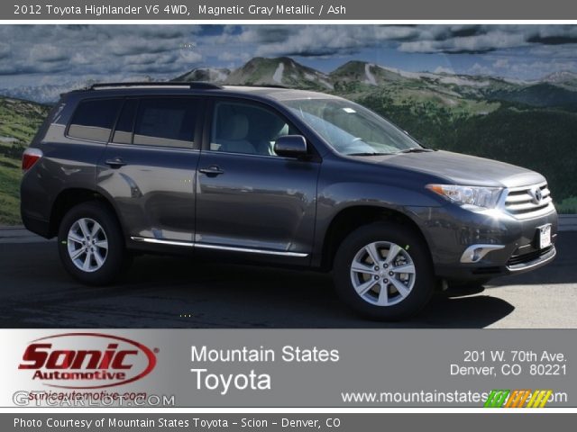 2012 Toyota Highlander V6 4WD in Magnetic Gray Metallic