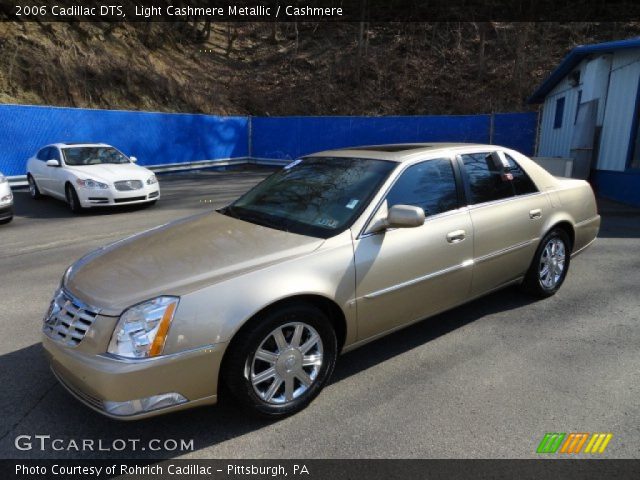 2006 Cadillac DTS  in Light Cashmere Metallic