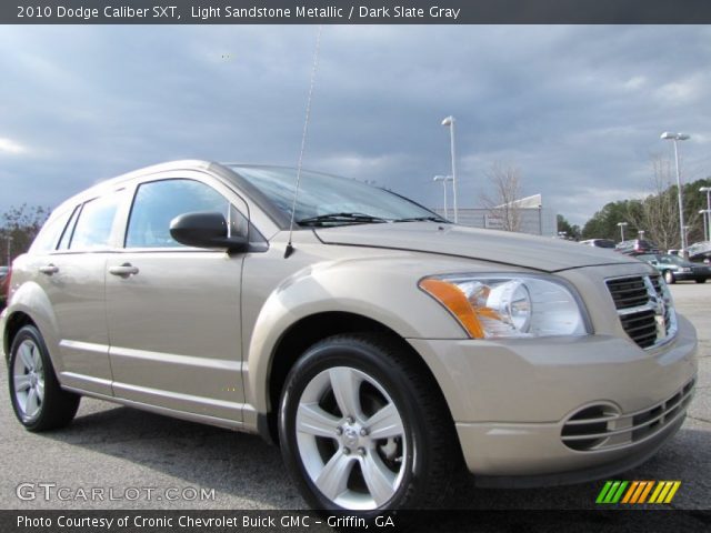 2010 Dodge Caliber SXT in Light Sandstone Metallic