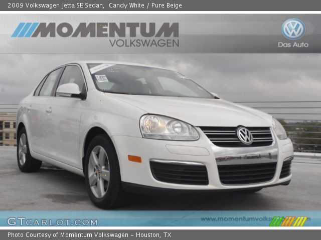 2009 Volkswagen Jetta SE Sedan in Candy White