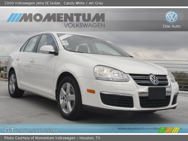2009 Volkswagen Jetta SE Sedan in Candy White