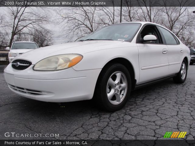 2003 Ford Taurus SES in Vibrant White