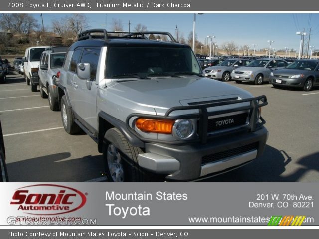 2008 Toyota FJ Cruiser 4WD in Titanium Metallic