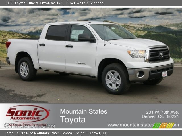 2012 Toyota Tundra CrewMax 4x4 in Super White