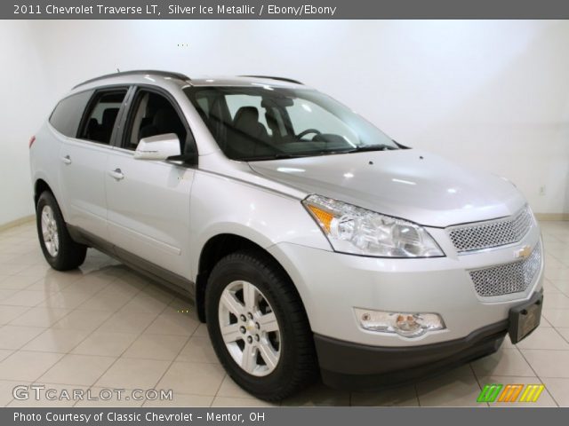 2011 Chevrolet Traverse LT in Silver Ice Metallic