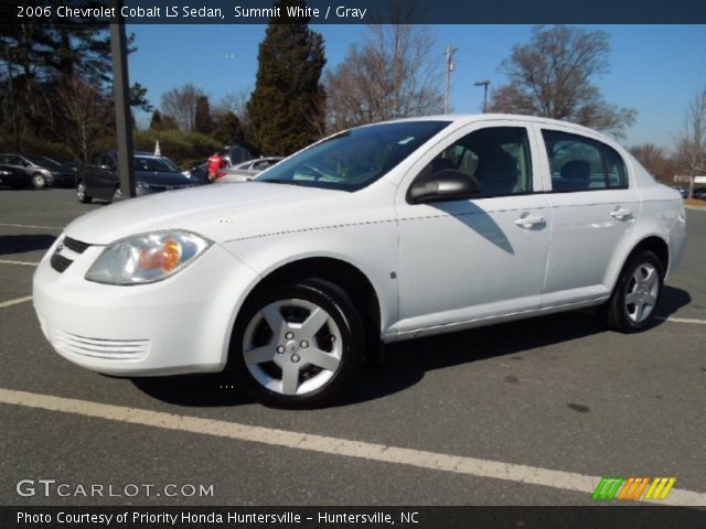 2006 Chevrolet Cobalt LS Sedan in Summit White