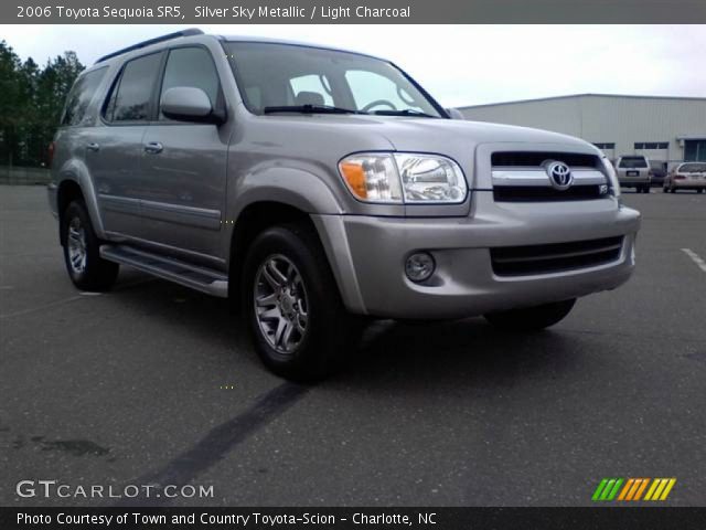 2006 Toyota Sequoia SR5 in Silver Sky Metallic