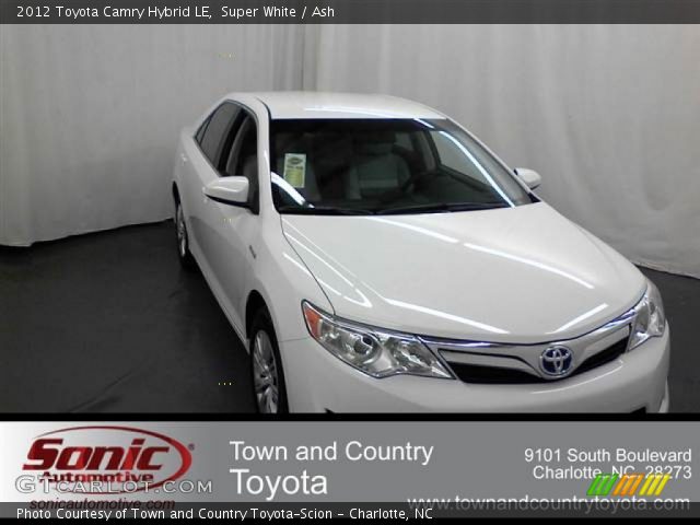 2012 Toyota Camry Hybrid LE in Super White