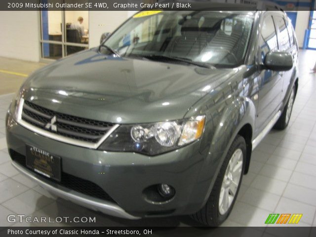 2009 Mitsubishi Outlander SE 4WD in Graphite Gray Pearl