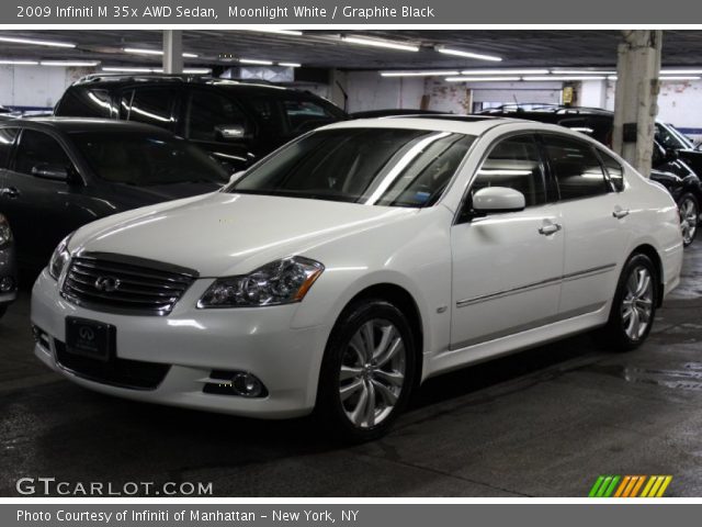 2009 Infiniti M 35x AWD Sedan in Moonlight White