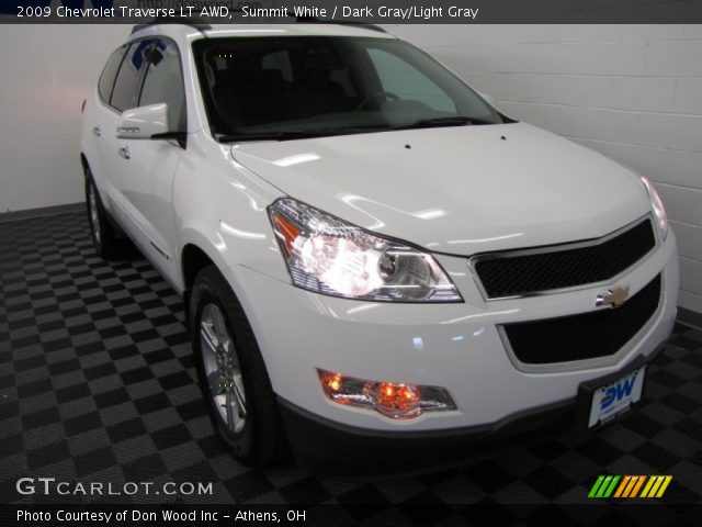 2009 Chevrolet Traverse LT AWD in Summit White