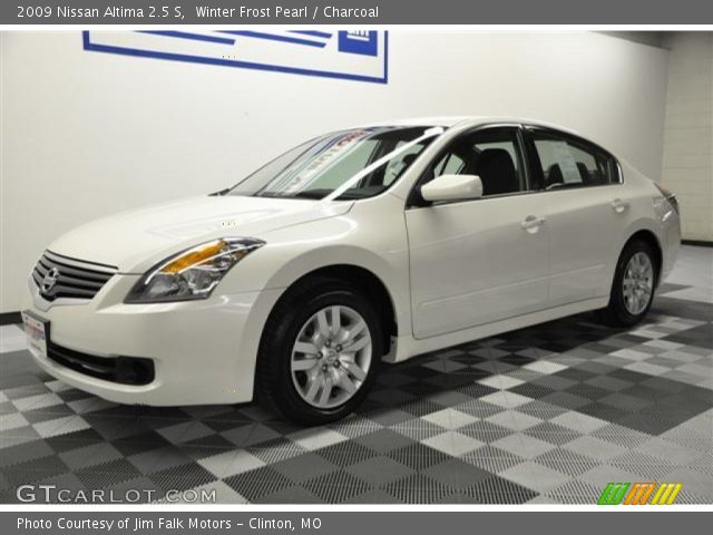 2009 Nissan Altima 2.5 S in Winter Frost Pearl
