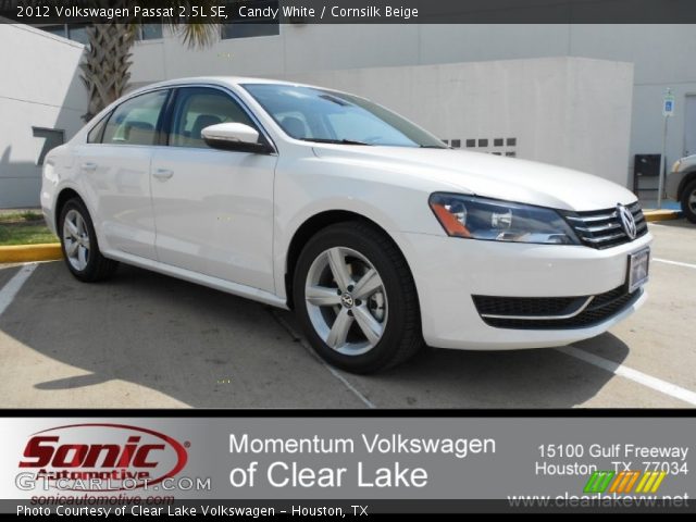 2012 Volkswagen Passat 2.5L SE in Candy White