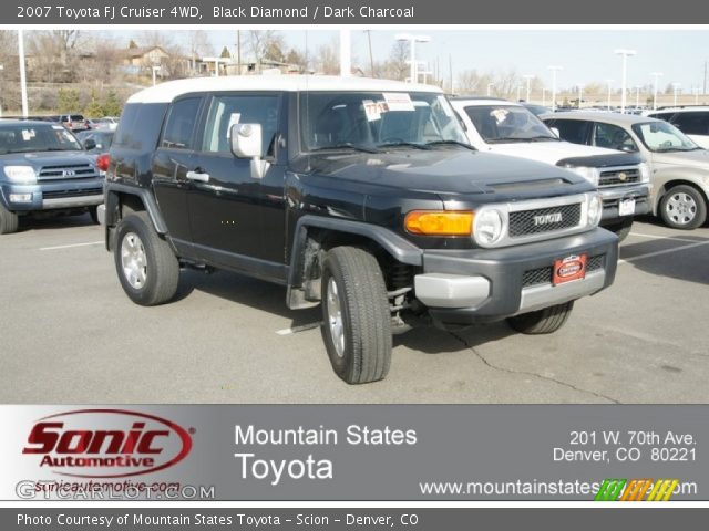 2007 Toyota FJ Cruiser 4WD in Black Diamond