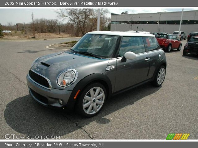 2009 Mini Cooper S Hardtop in Dark Silver Metallic