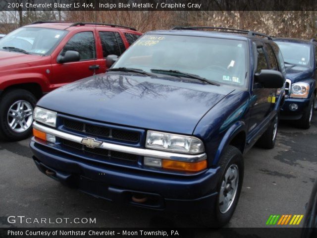 2004 Chevrolet Blazer LS 4x4 in Indigo Blue Metallic