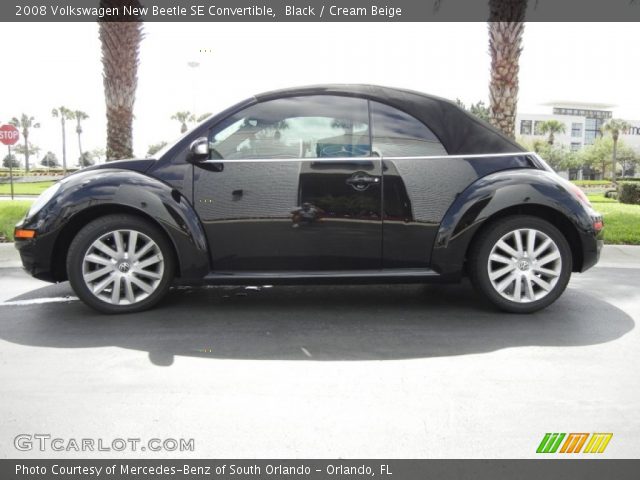 2008 Volkswagen New Beetle SE Convertible in Black