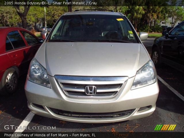 2005 Honda Odyssey EX-L in Silver Pearl Metallic