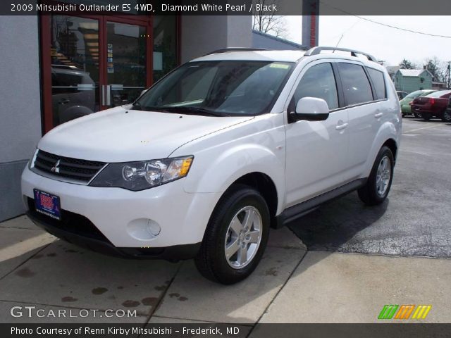 2009 Mitsubishi Outlander ES 4WD in Diamond White Pearl
