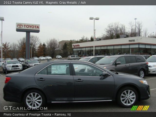 2012 Toyota Camry XLE V6 in Magnetic Gray Metallic