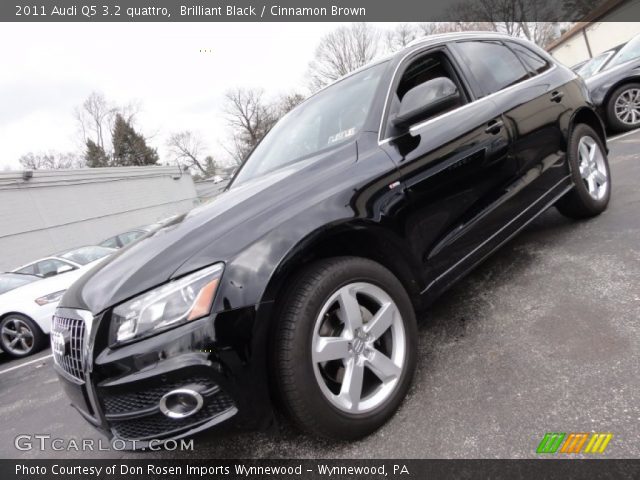 2011 Audi Q5 3.2 quattro in Brilliant Black