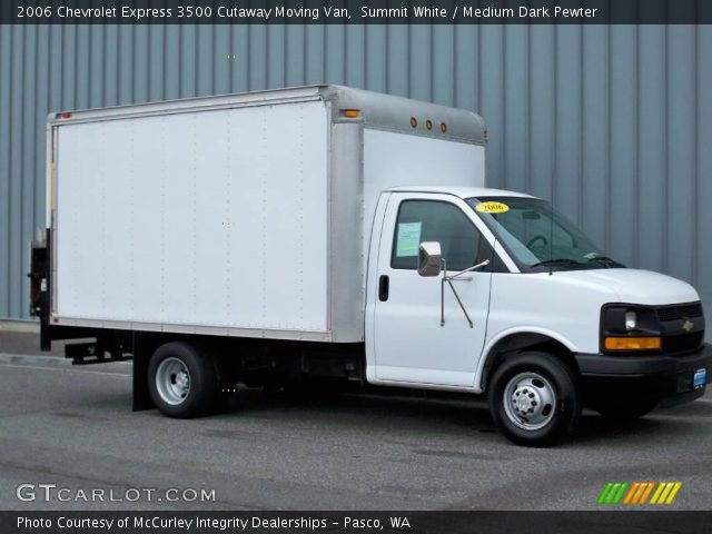 2006 Chevrolet Express 3500 Cutaway Moving Van in Summit White