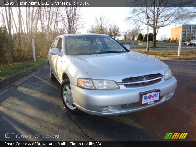 1999 Nissan Altima GXE in Silver Metallic